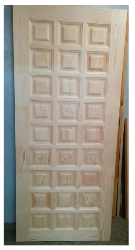 Входная деревянная дверь